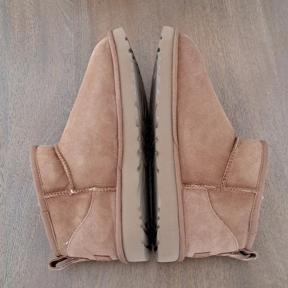 UGG Women's Classic Ultra Mini - Color: Chestnut - Size: 10 - Picture 6 of 9